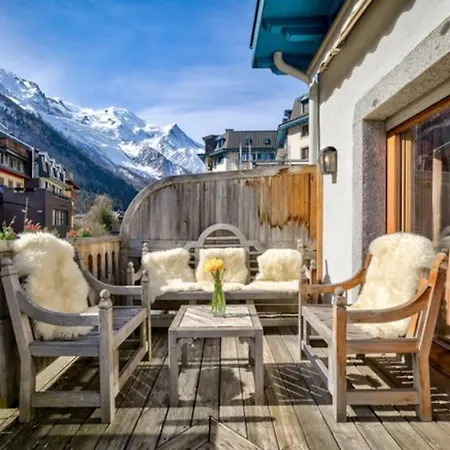 Spacious 3-bed In The Heart Of Chamonix