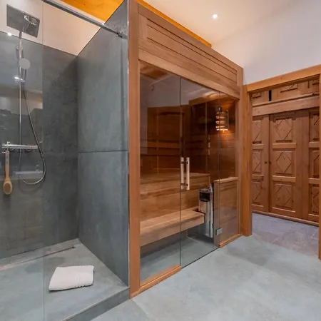 Spacious 3-bed In The Heart Of With Sauna 샤모니